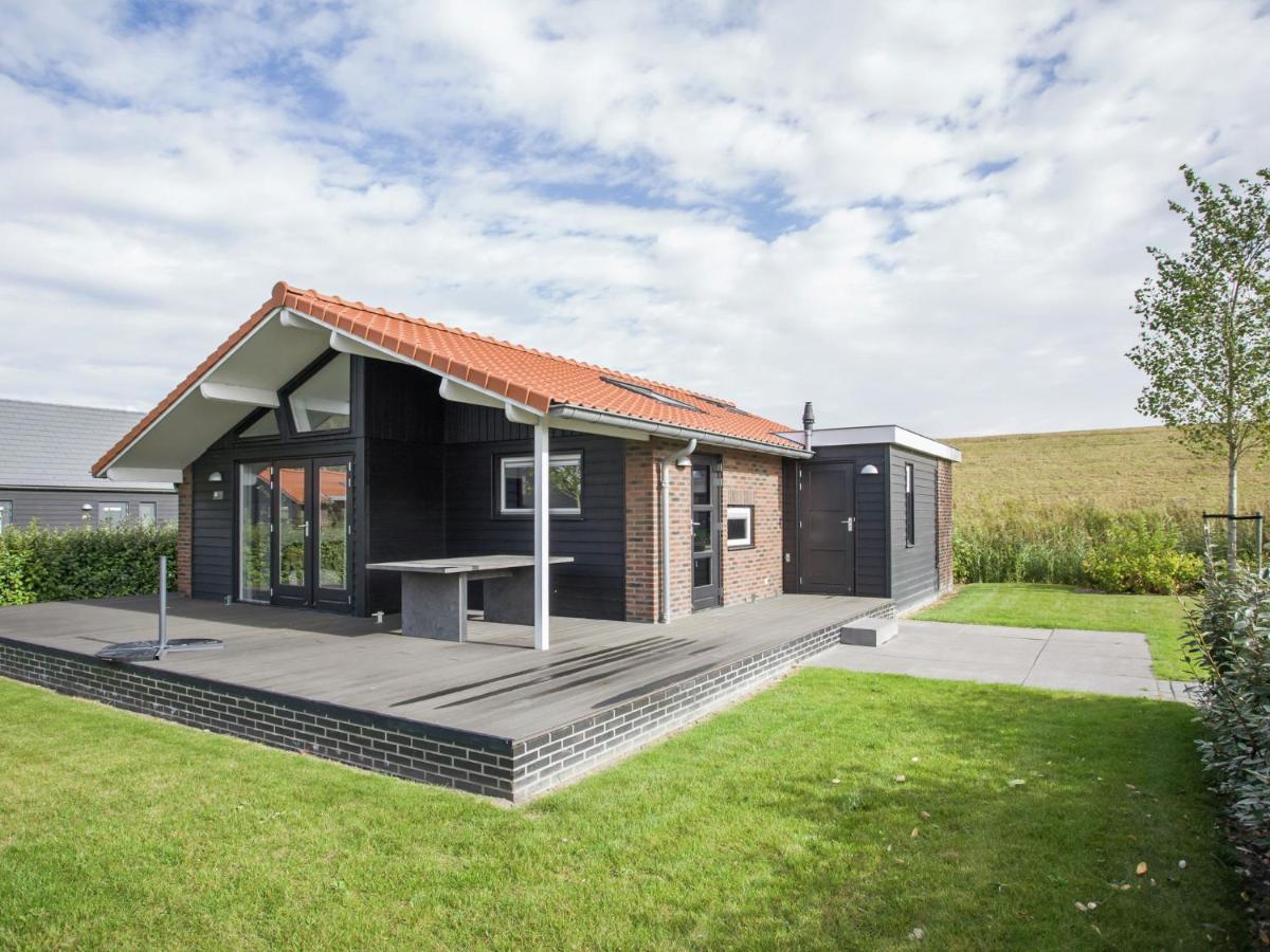 Holiday Home In Kattendijke With Terrace Exterior foto